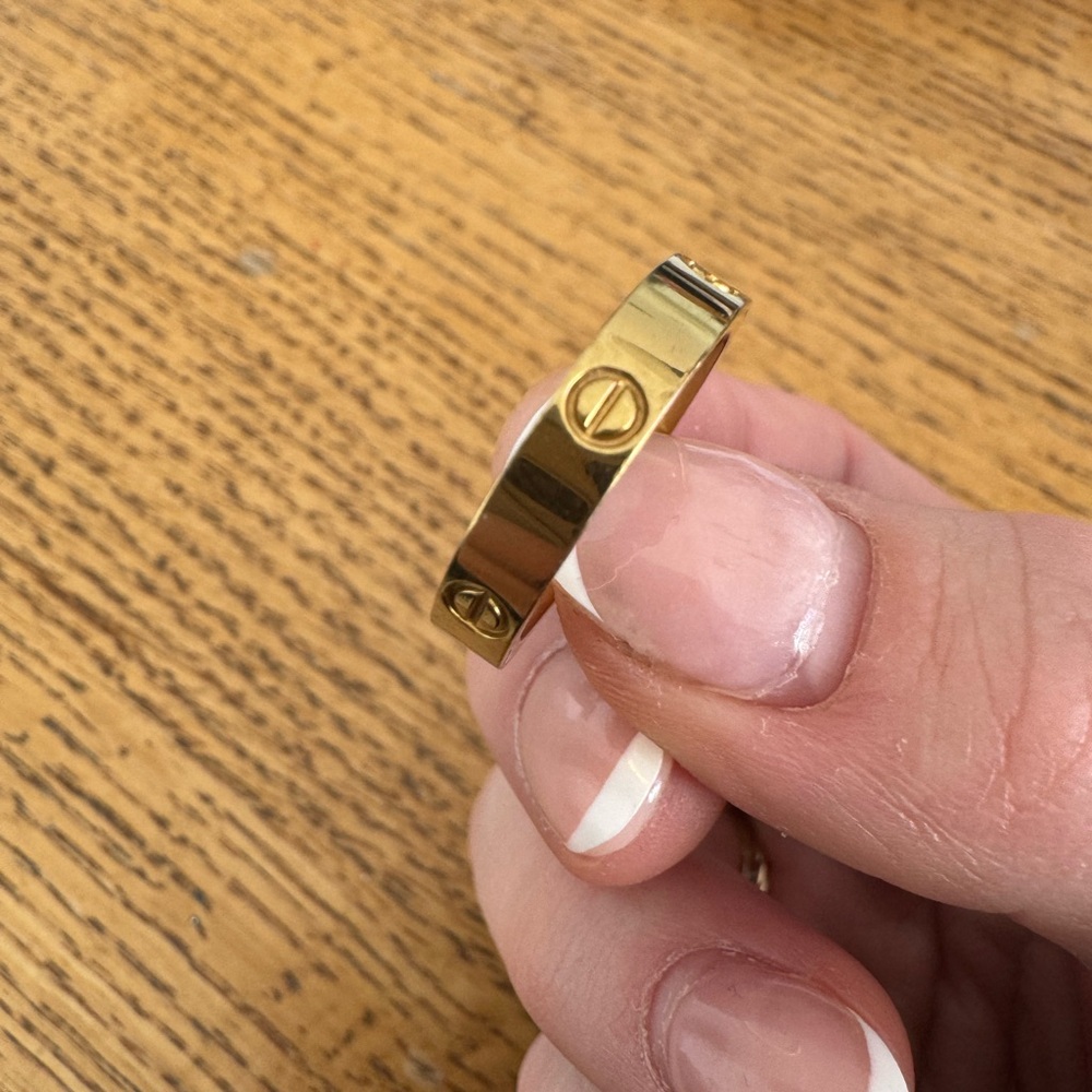 Gold Women's Ring